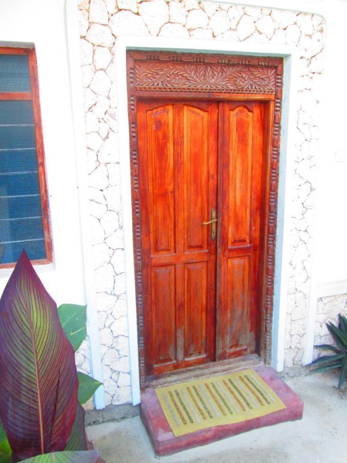 Take It Easy Apartment Paje Luaran gambar