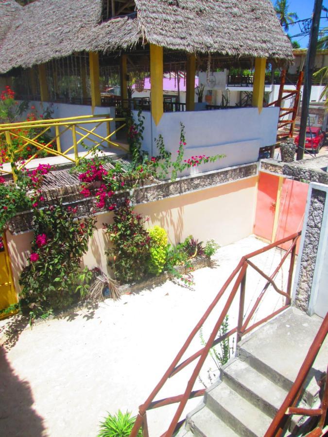Take It Easy Apartment Paje Luaran gambar